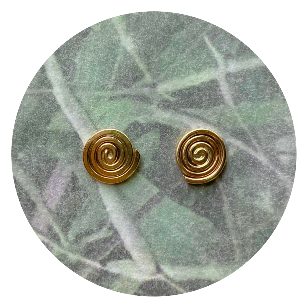 Spiral studs